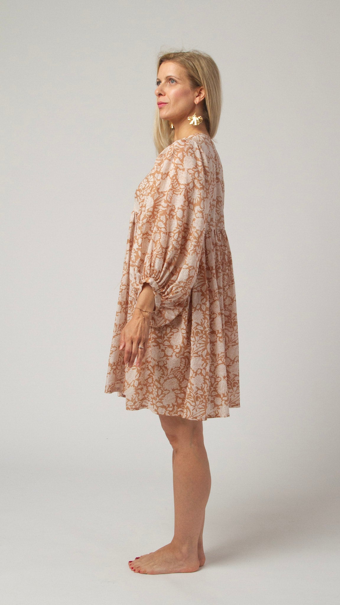 MIDIKLEID AVA Haselnuss