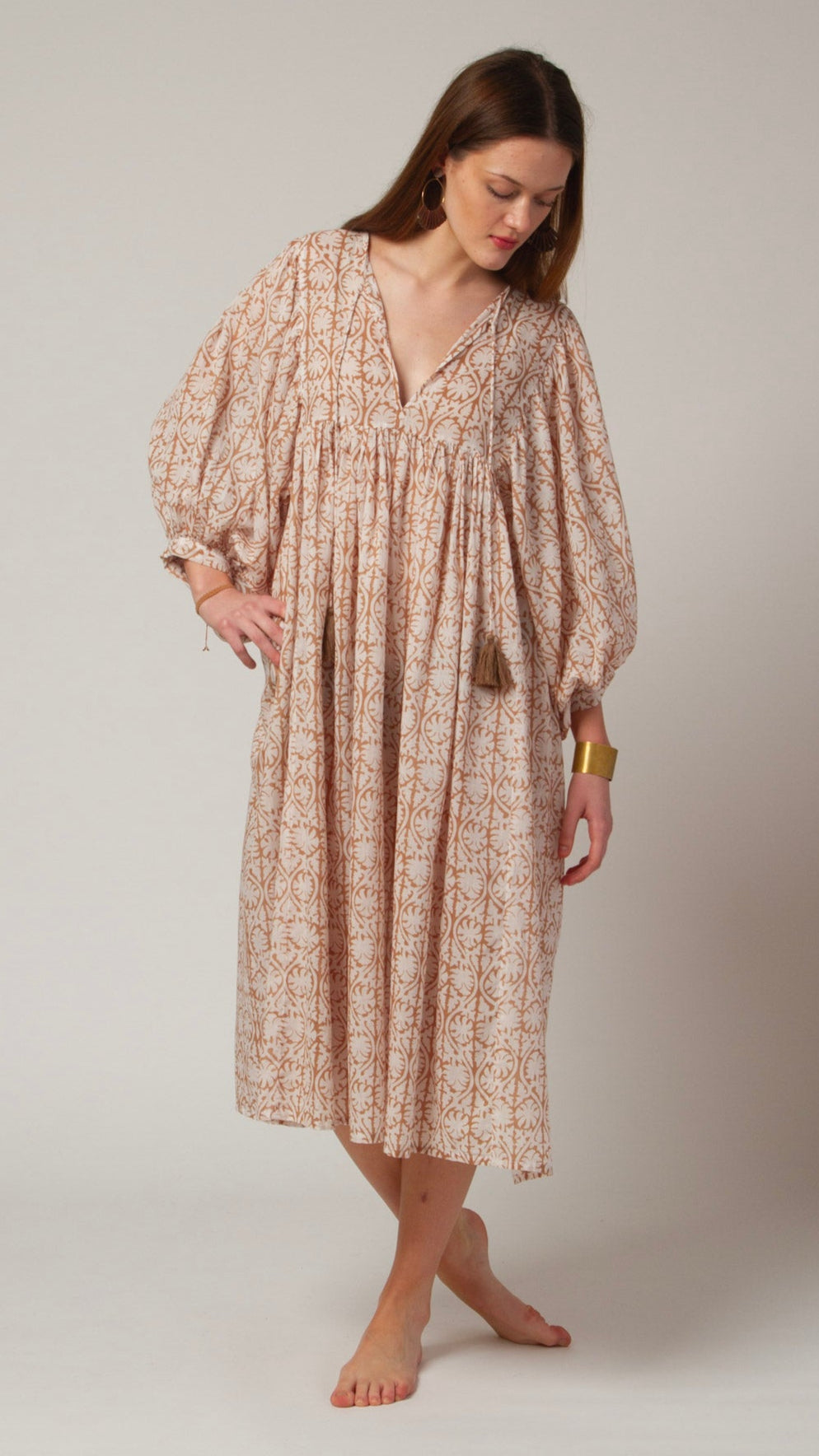 MIDIKLEID AVA Haselnuss