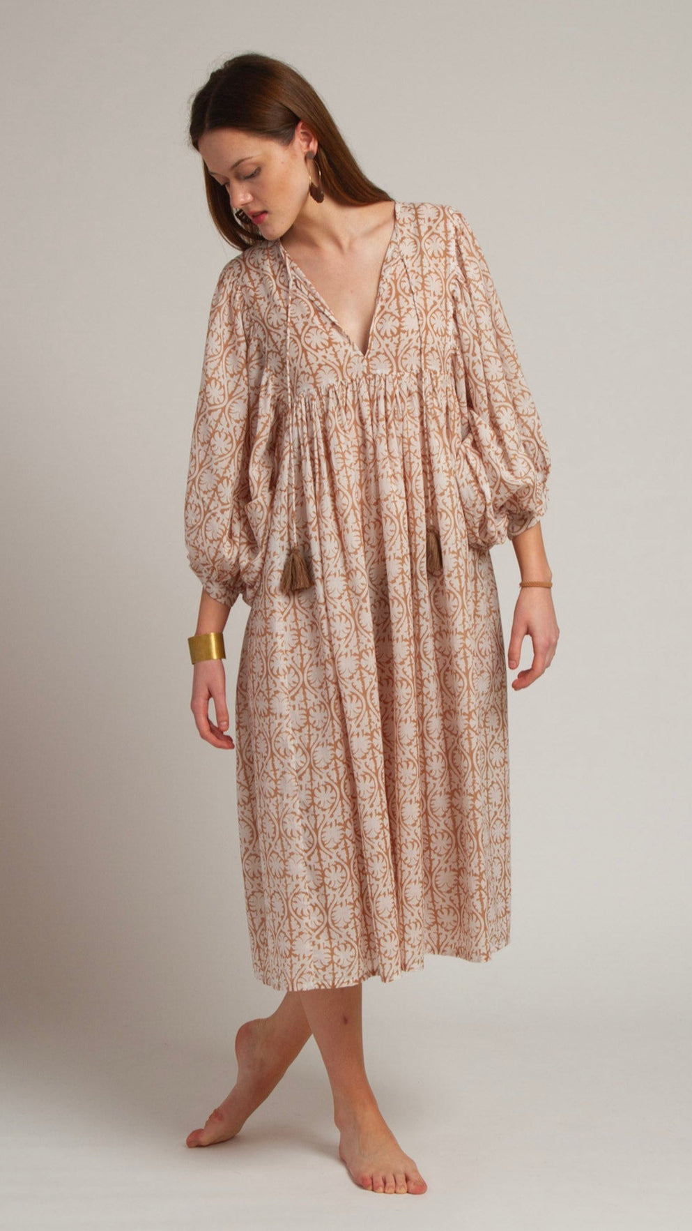 MIDIKLEID AVA Haselnuss
