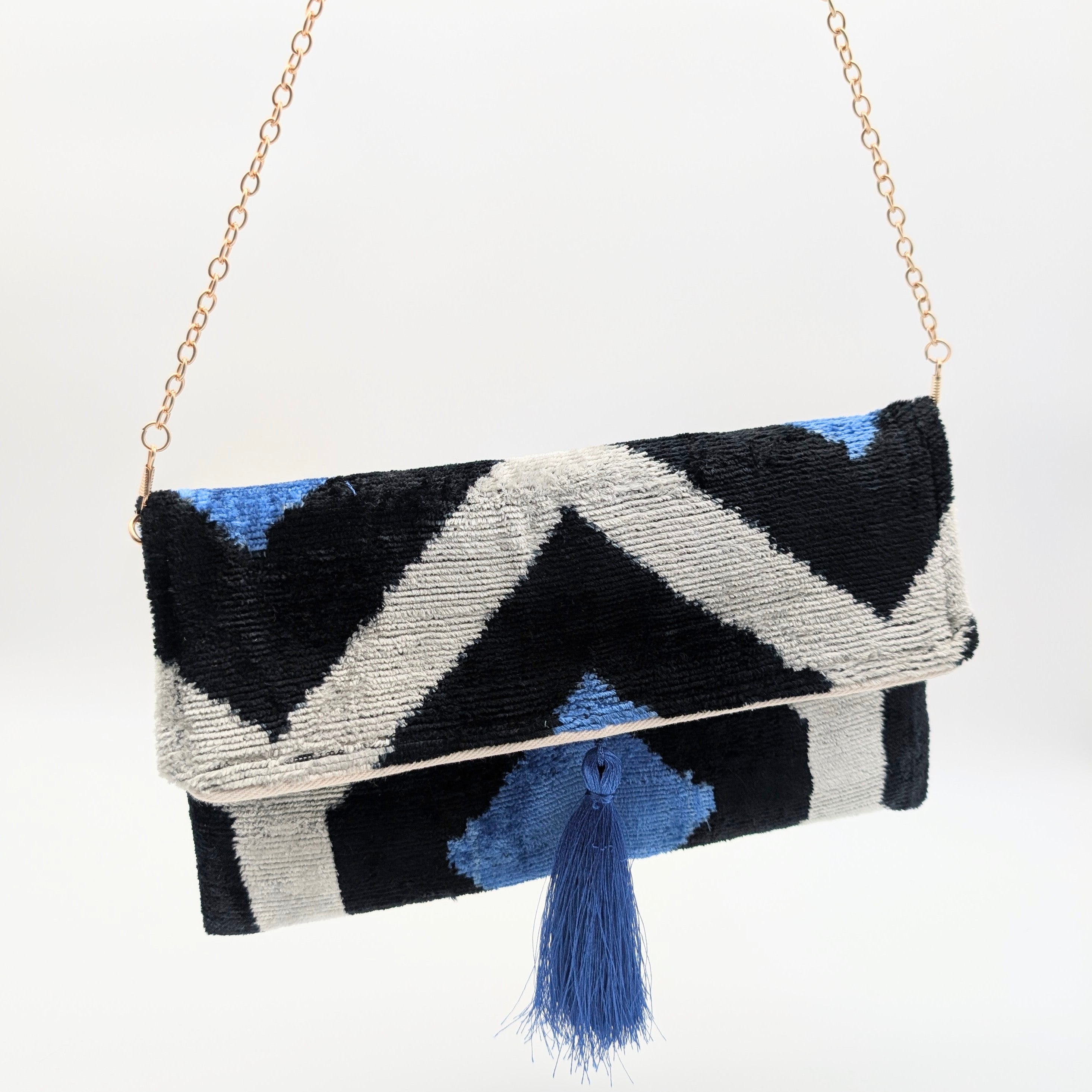IKAT VELVET CLUTCH BEA Black White Blue
