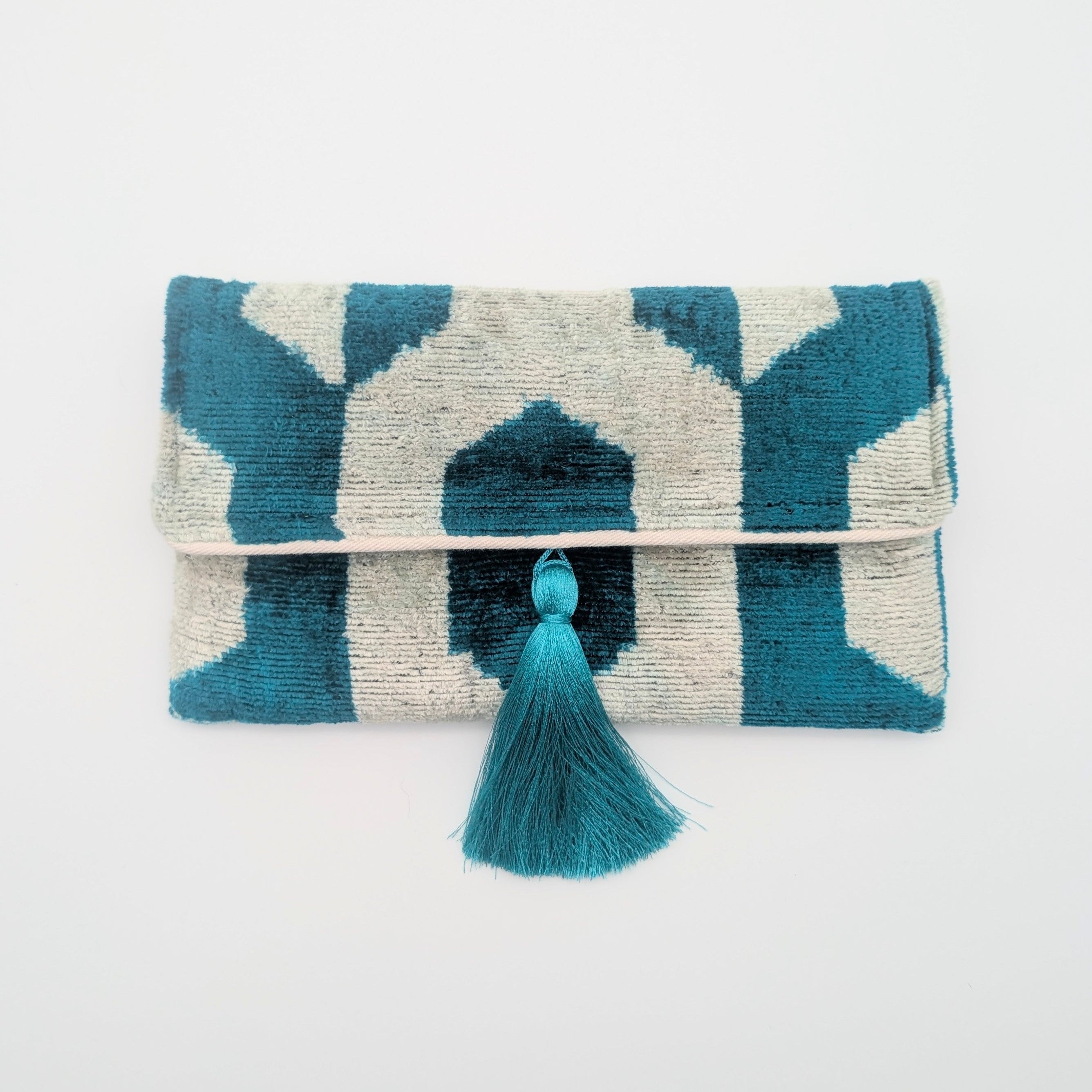 IKAT VELVET CLUTCH FLORENCE Petrol White Graphic