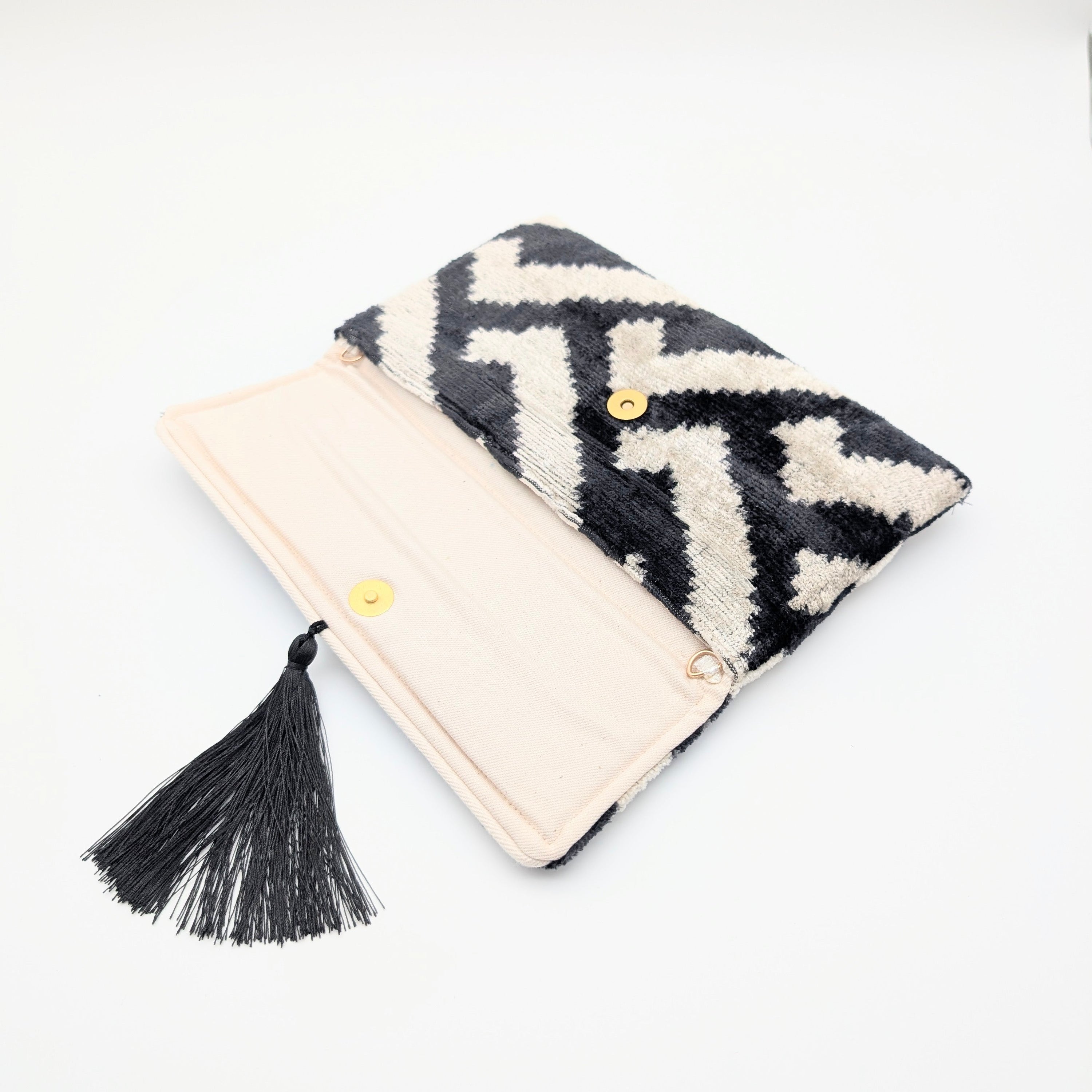 IKAT VELVET CLUTCH KATE - Black White
