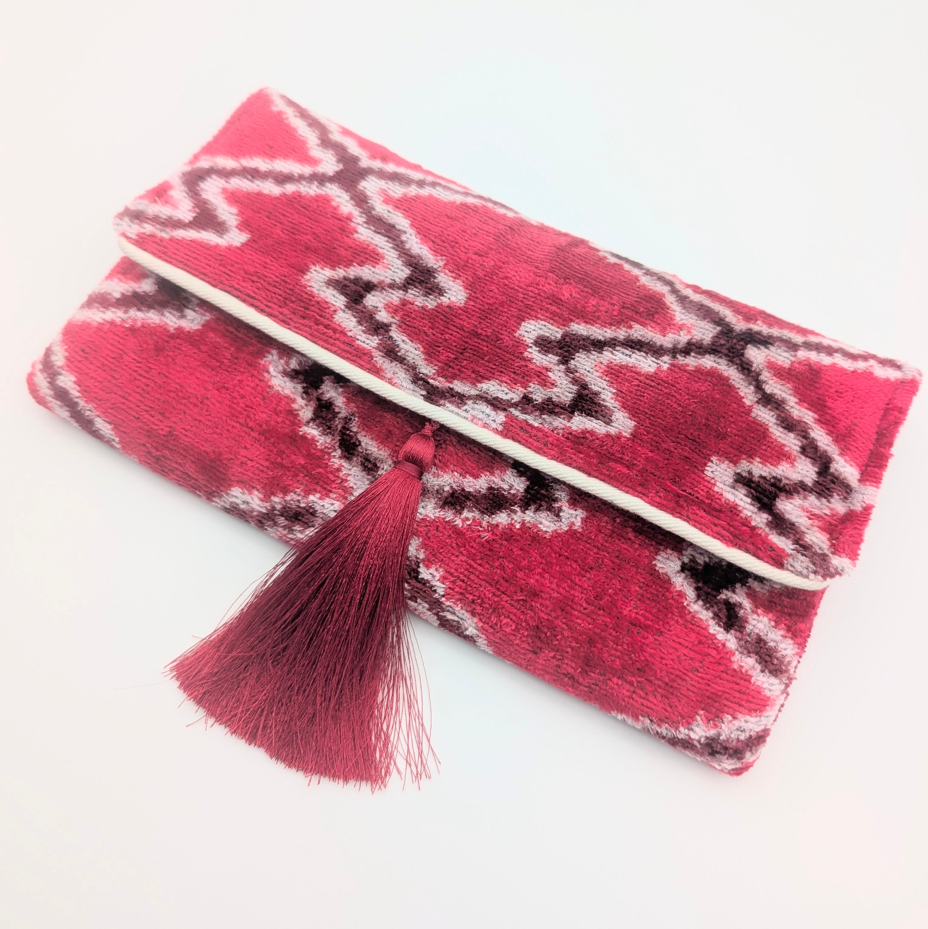 IKAT_VELVET_CLUTCH_SARAH_Red_Burgundy