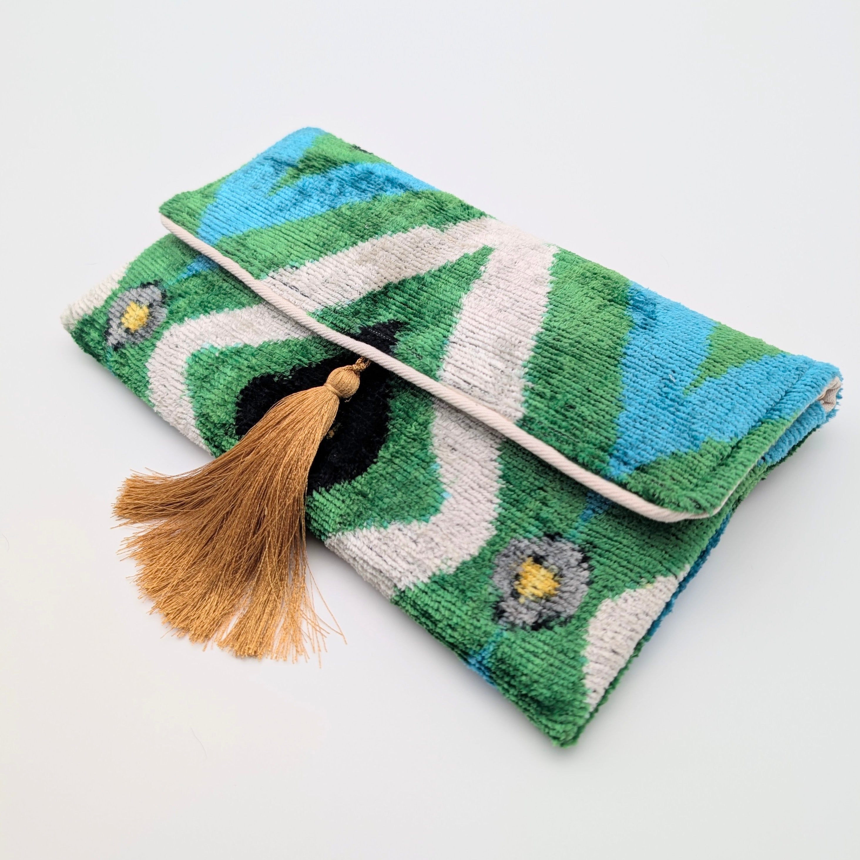 IKAT VELVET CLUTCH SAMIRA Green Blue Gold
