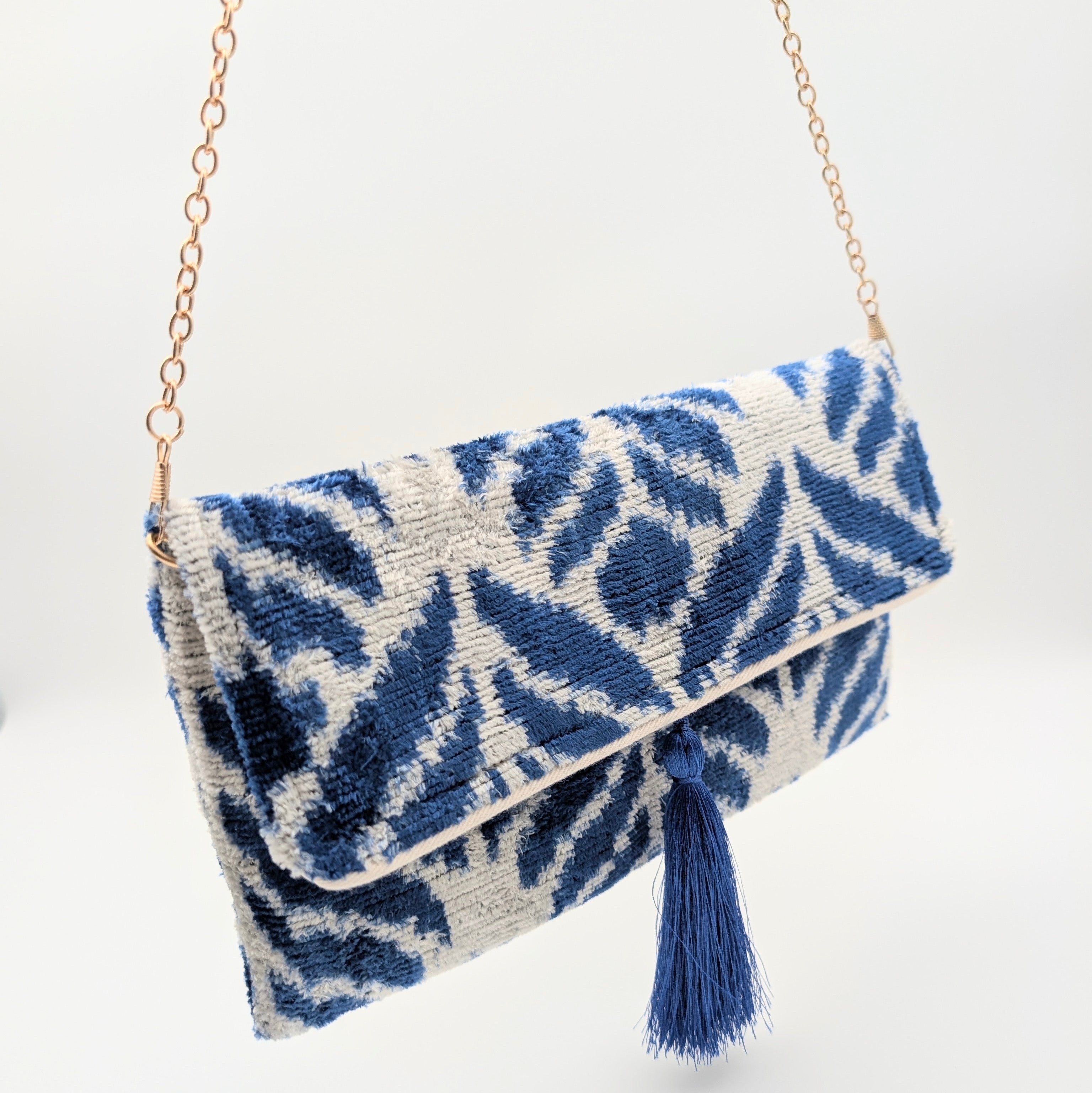 IKAT VELVET CLUTCH IRINA Royal Blue White