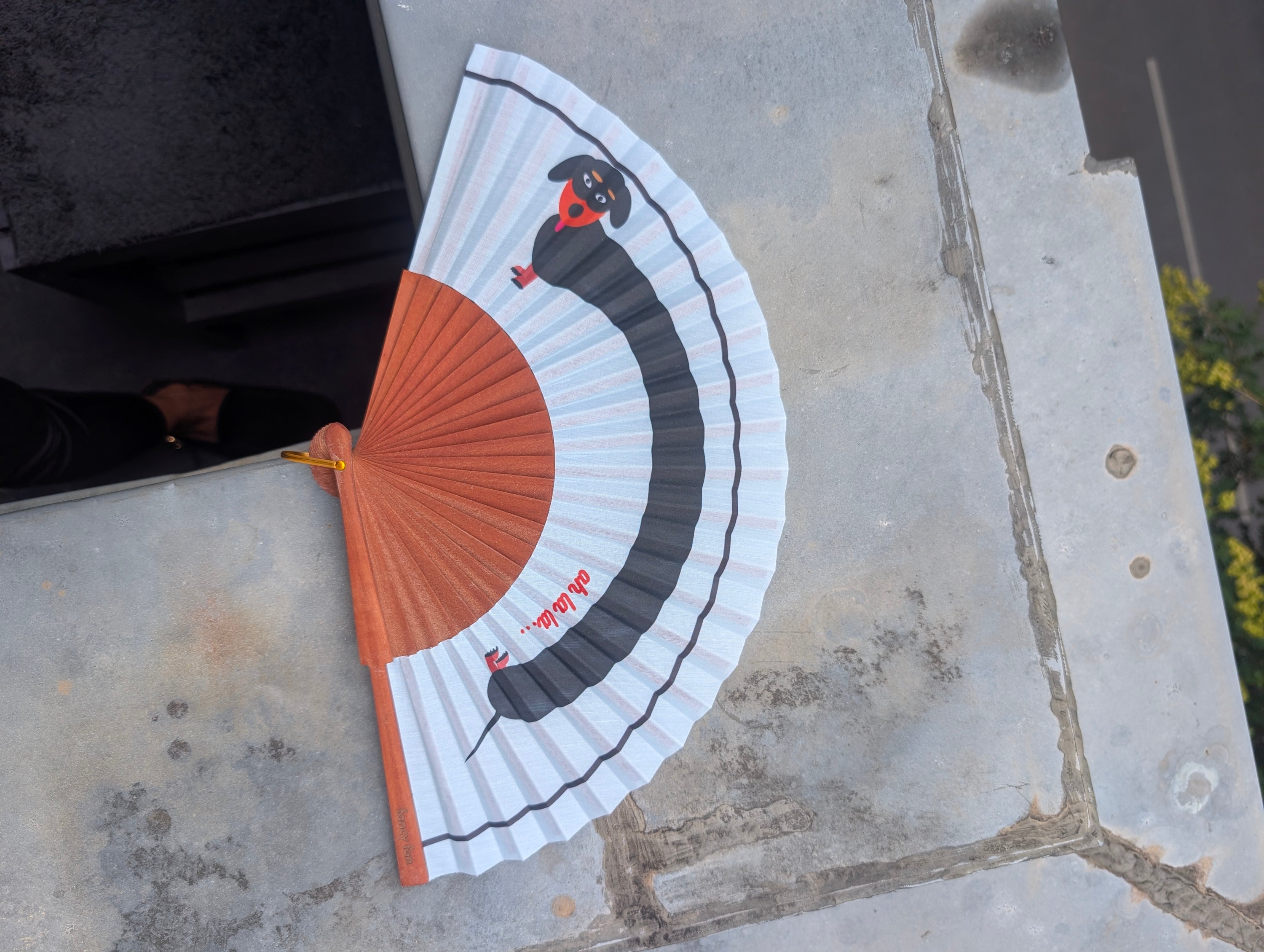 LOU Folding Hand Fan