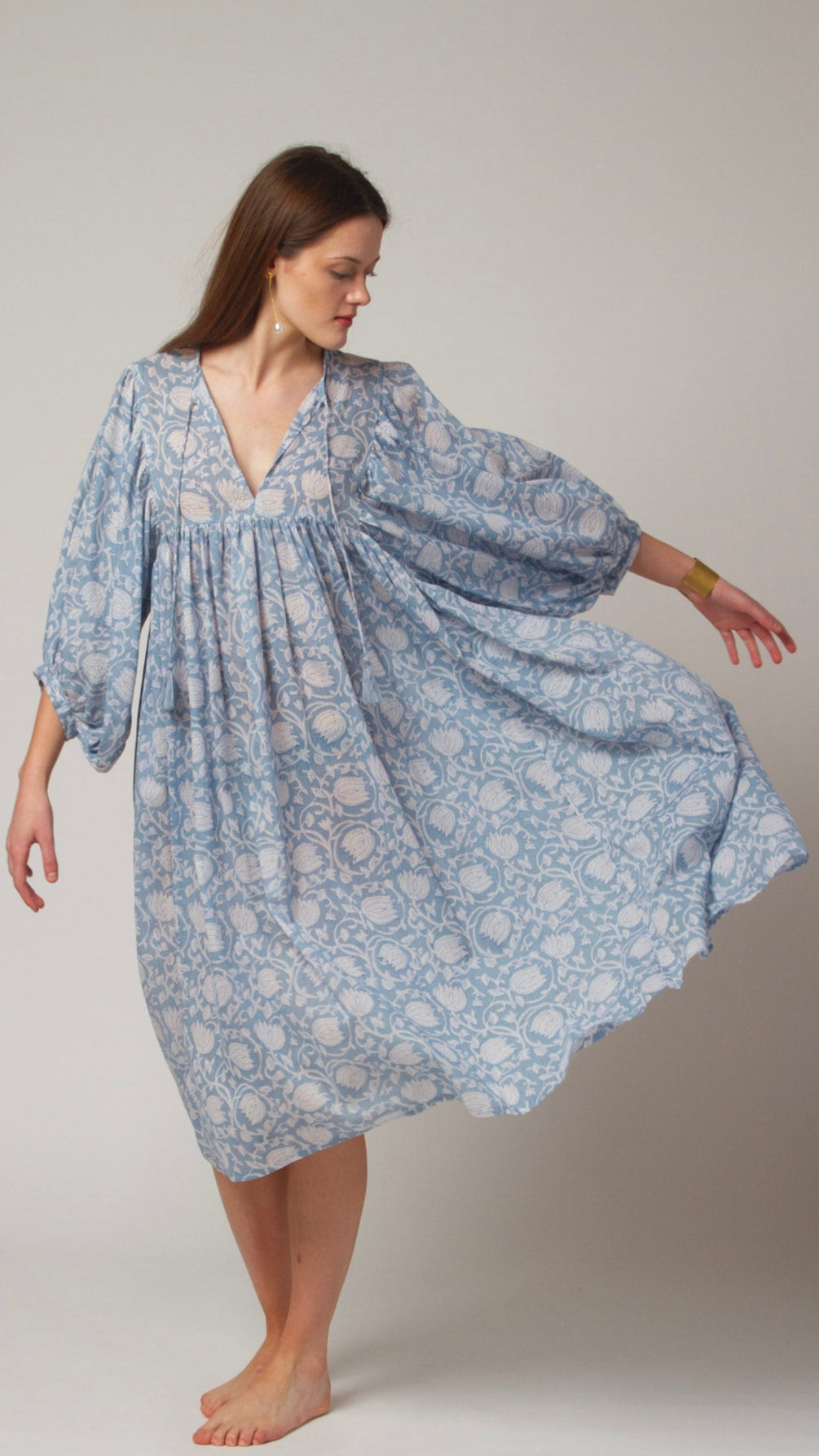 MIDI DRESS AVA Baby Blue