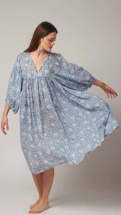 MIDI DRESS AVA Baby Blue
