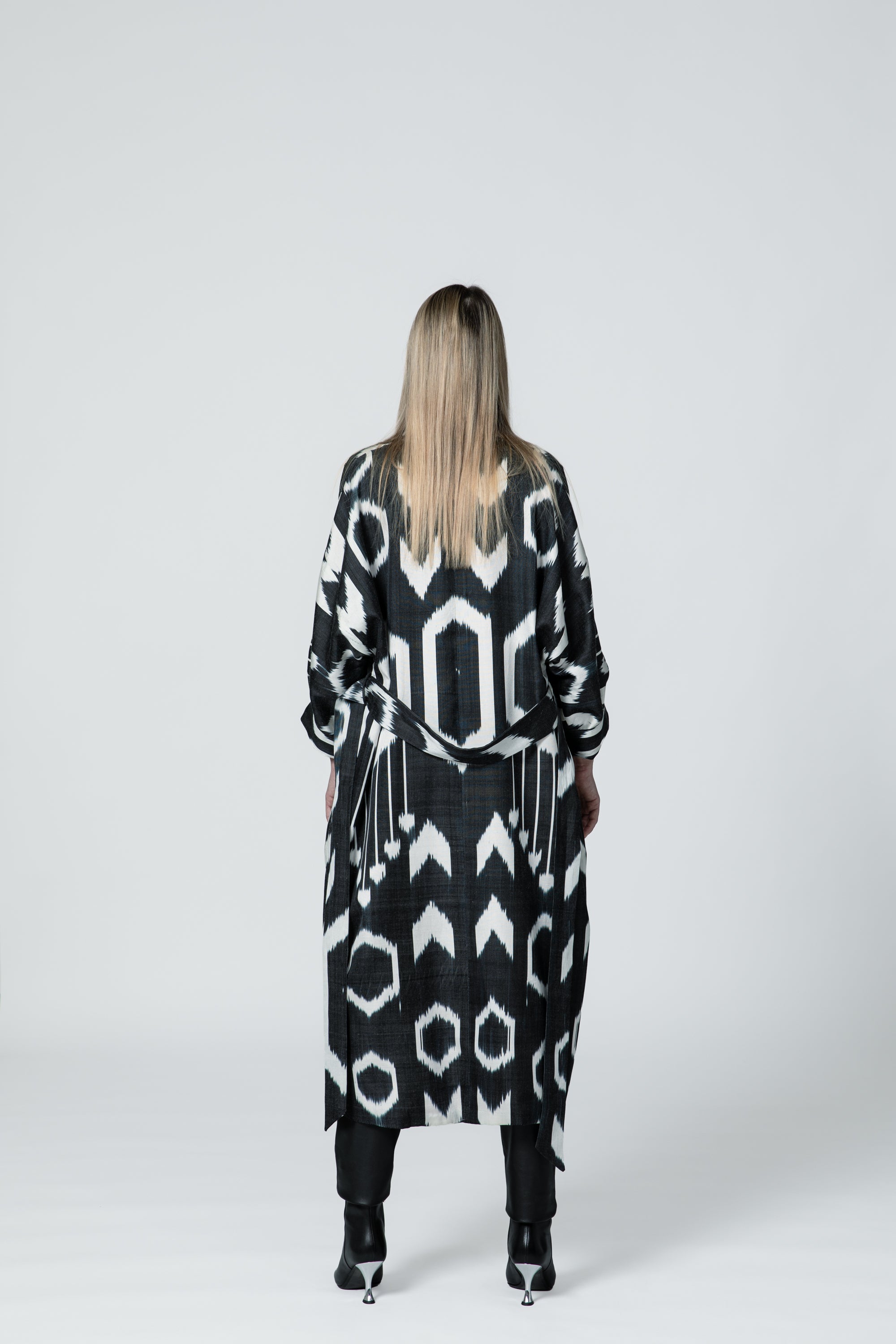 IKAT OVERSIZE COAT Black Arrow