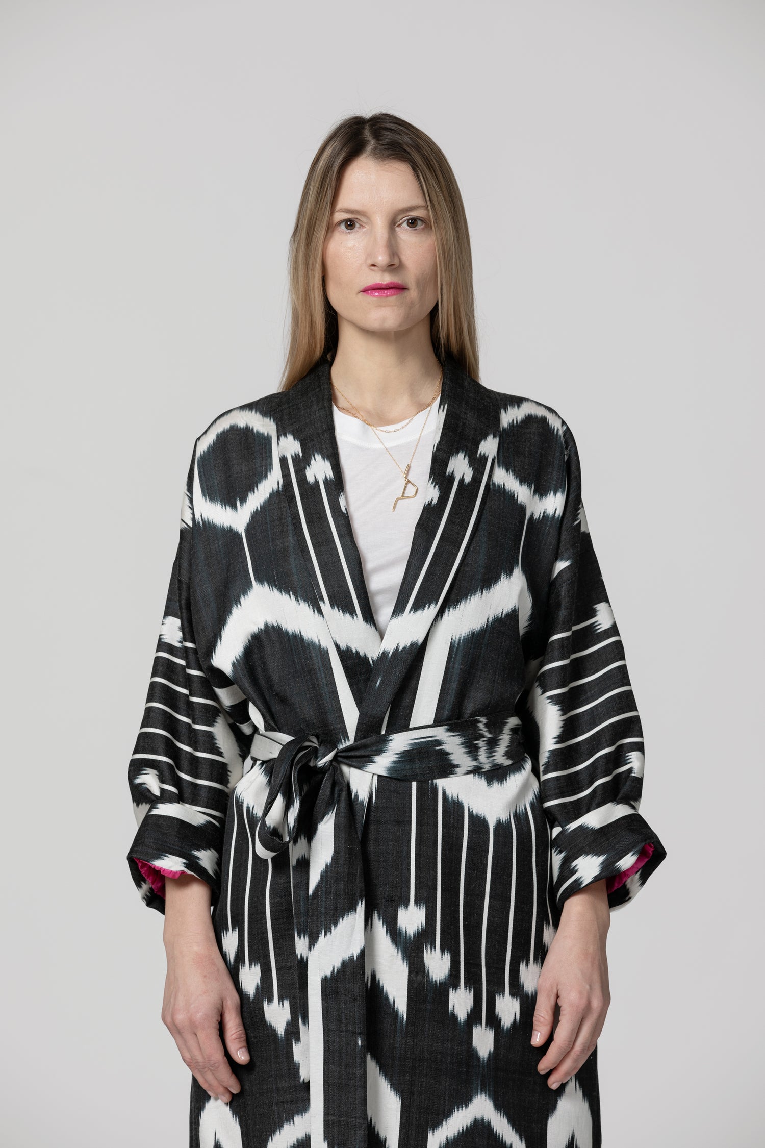 IKAT KIMONO Black Arrow