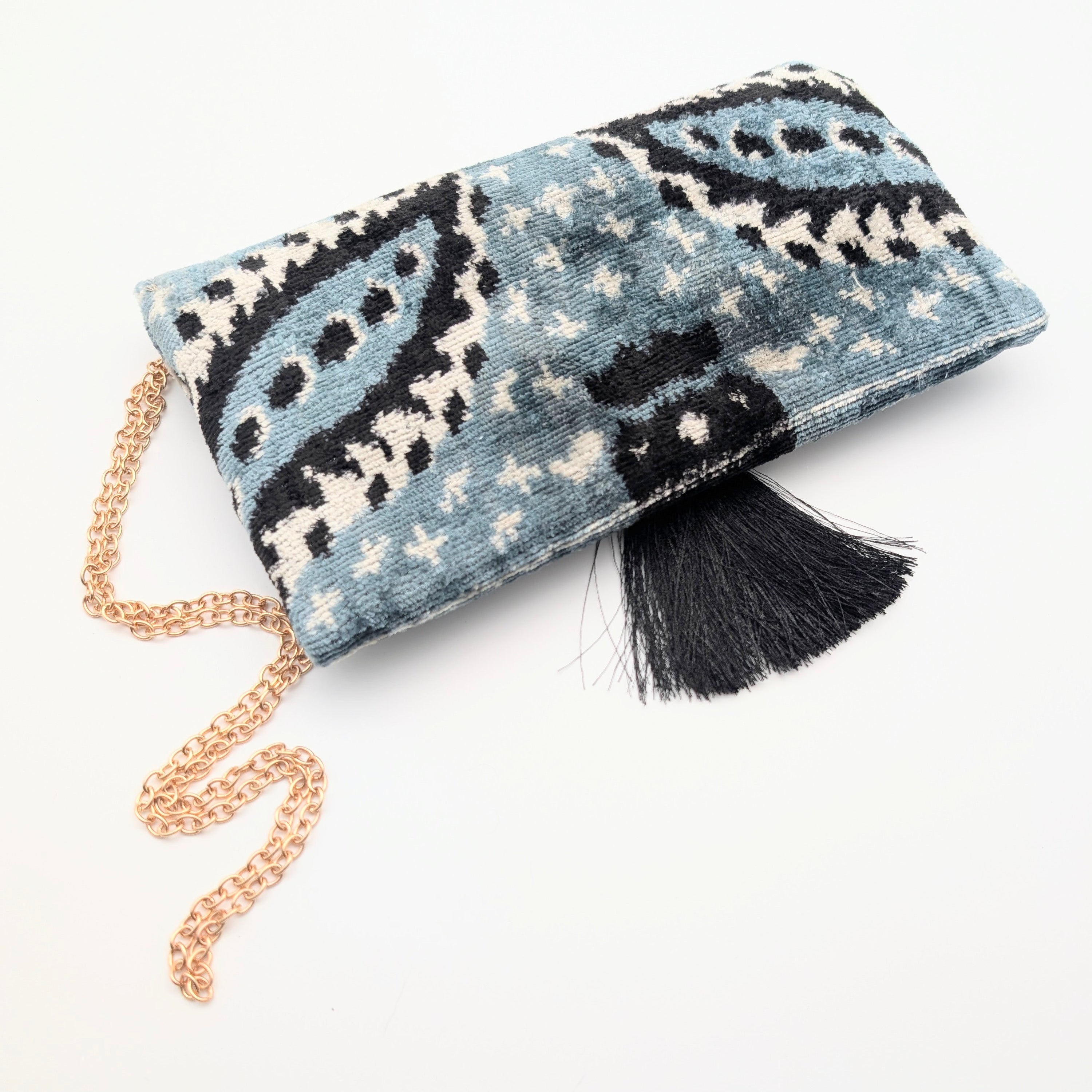 IKAT VELVET CLUTCH ELISA Blue Black White 