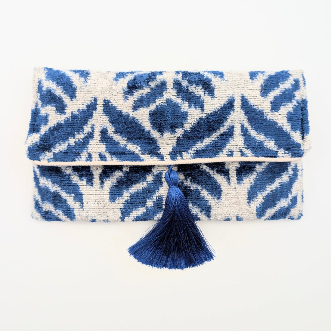 IKAT VELVET CLUTCH IRINA Royal Blue White