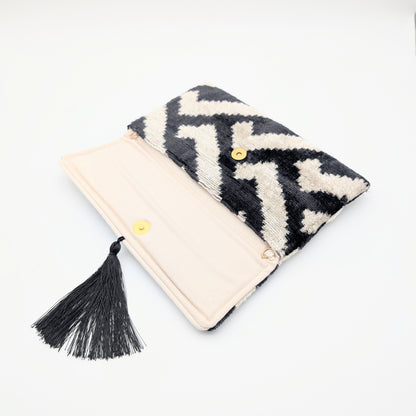 IKAT VELVET CLUTCH KATE - Black White 