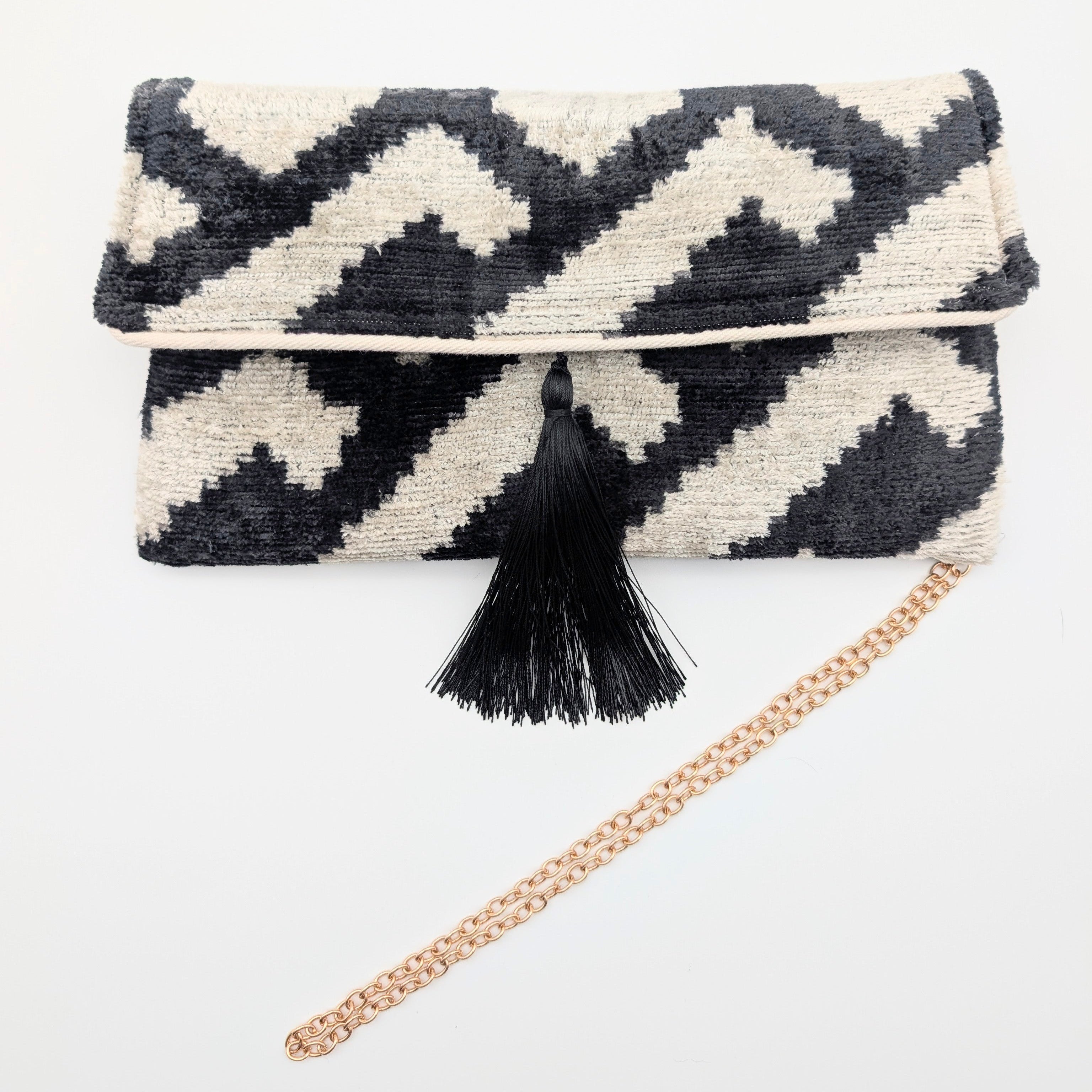 IKAT VELVET CLUTCH KATE - Black White 