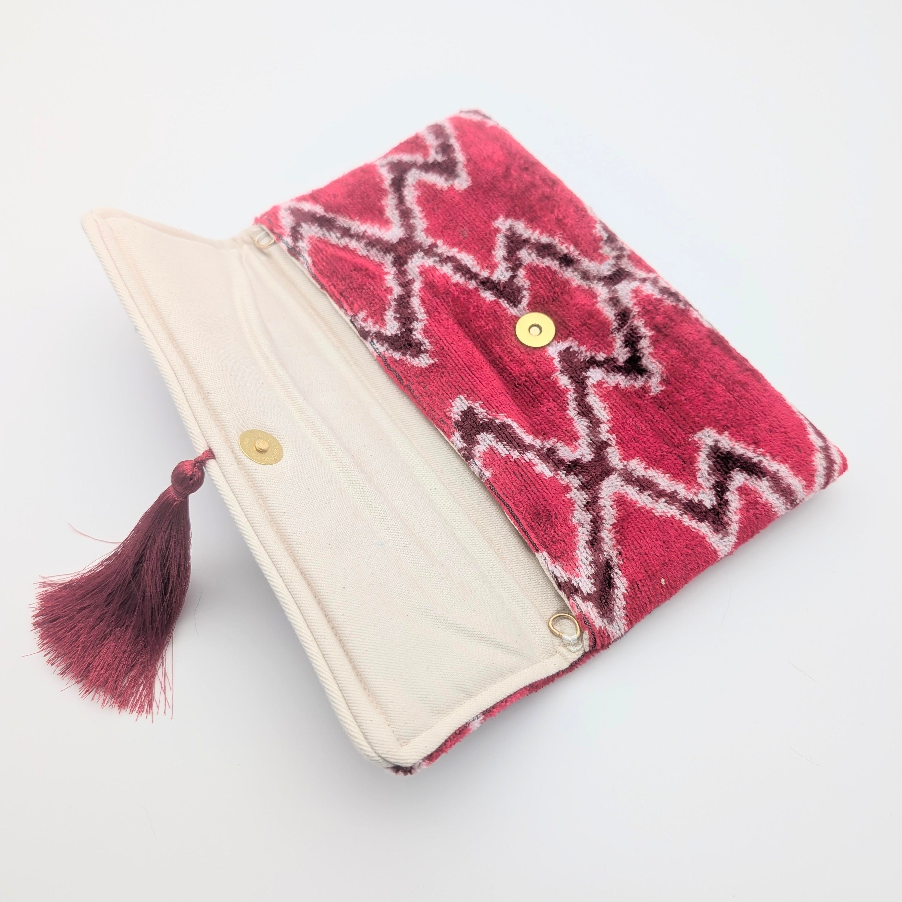 IKAT_VELVET_CLUTCH_SARAH_Red_Burgundy