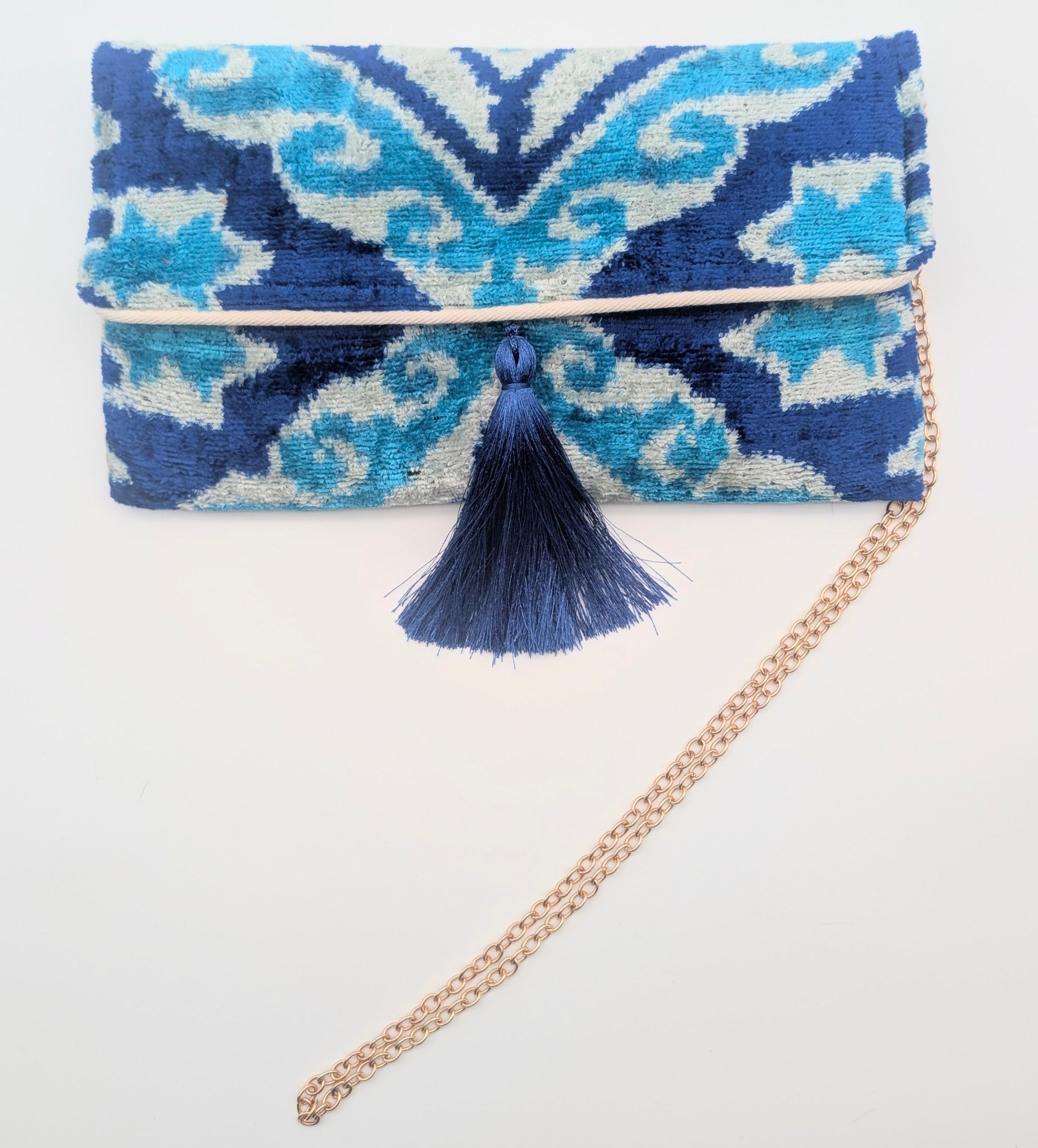 IKAT VELVET CLUTCH SOPHIA Blue Ornament 
