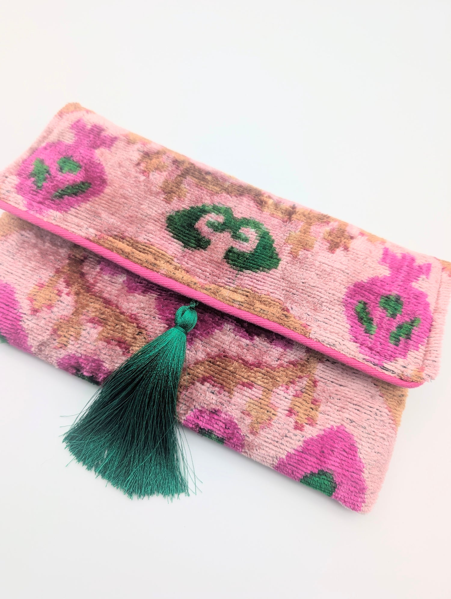 IKAT VELVET CLUTCH AMALA Pink Green
