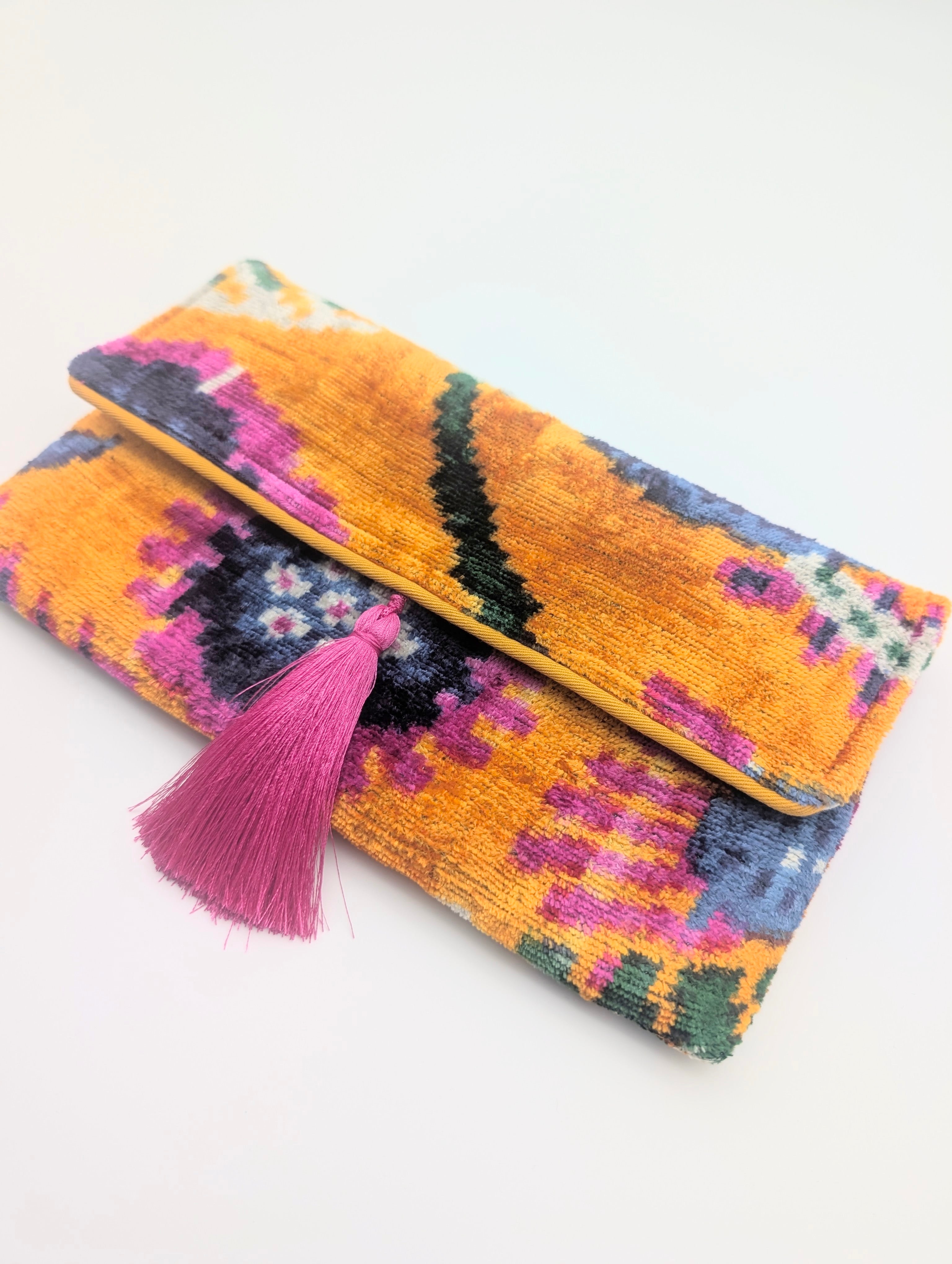 IKAT VELVET CLUTCH TAMINA Yellow Blue