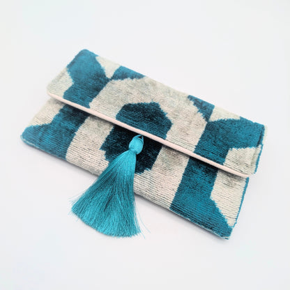 IKAT VELVET CLUTCH FLORENCE Petrol White Graphic