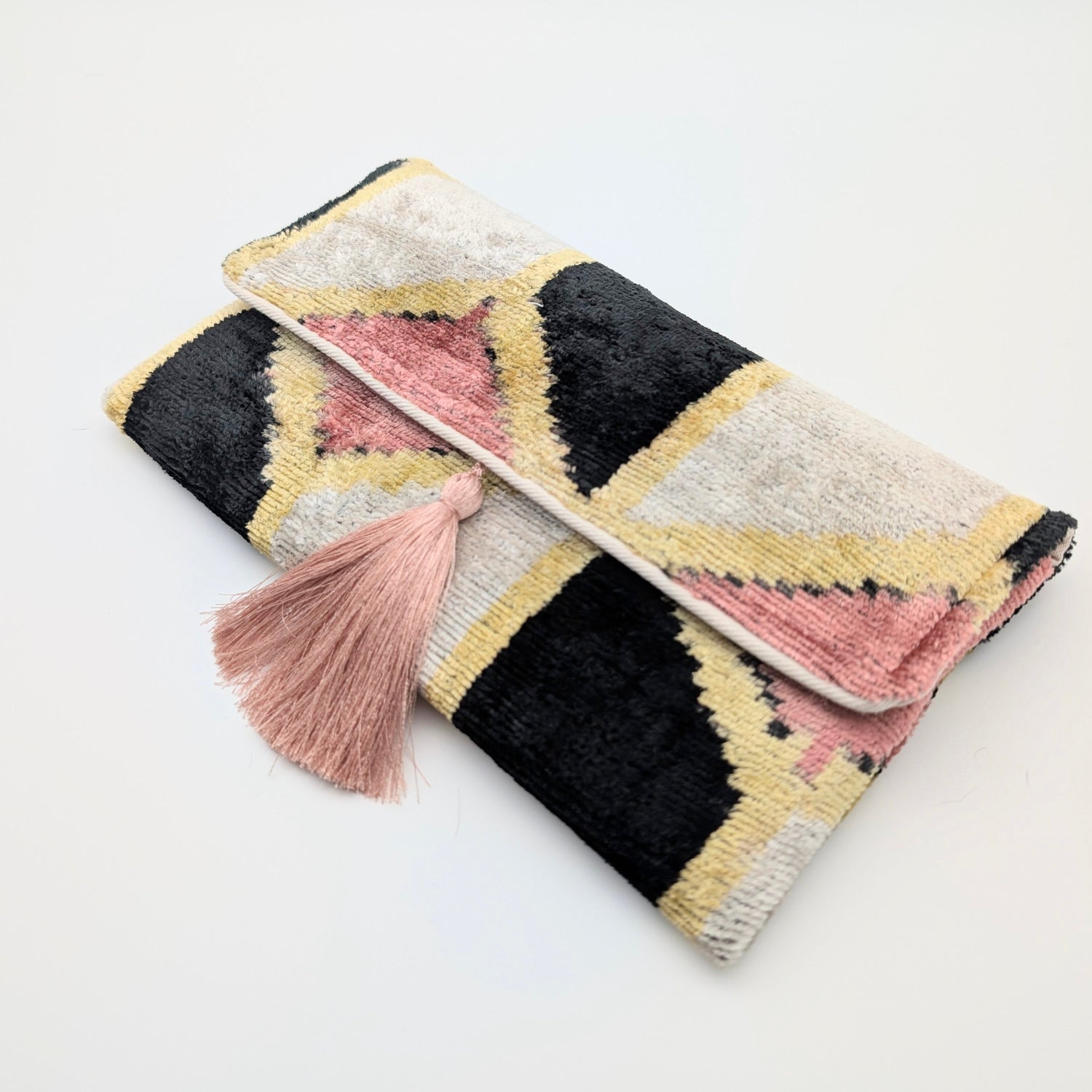 IKAT VELVET CLUTCH CARLA Powder Pink Black