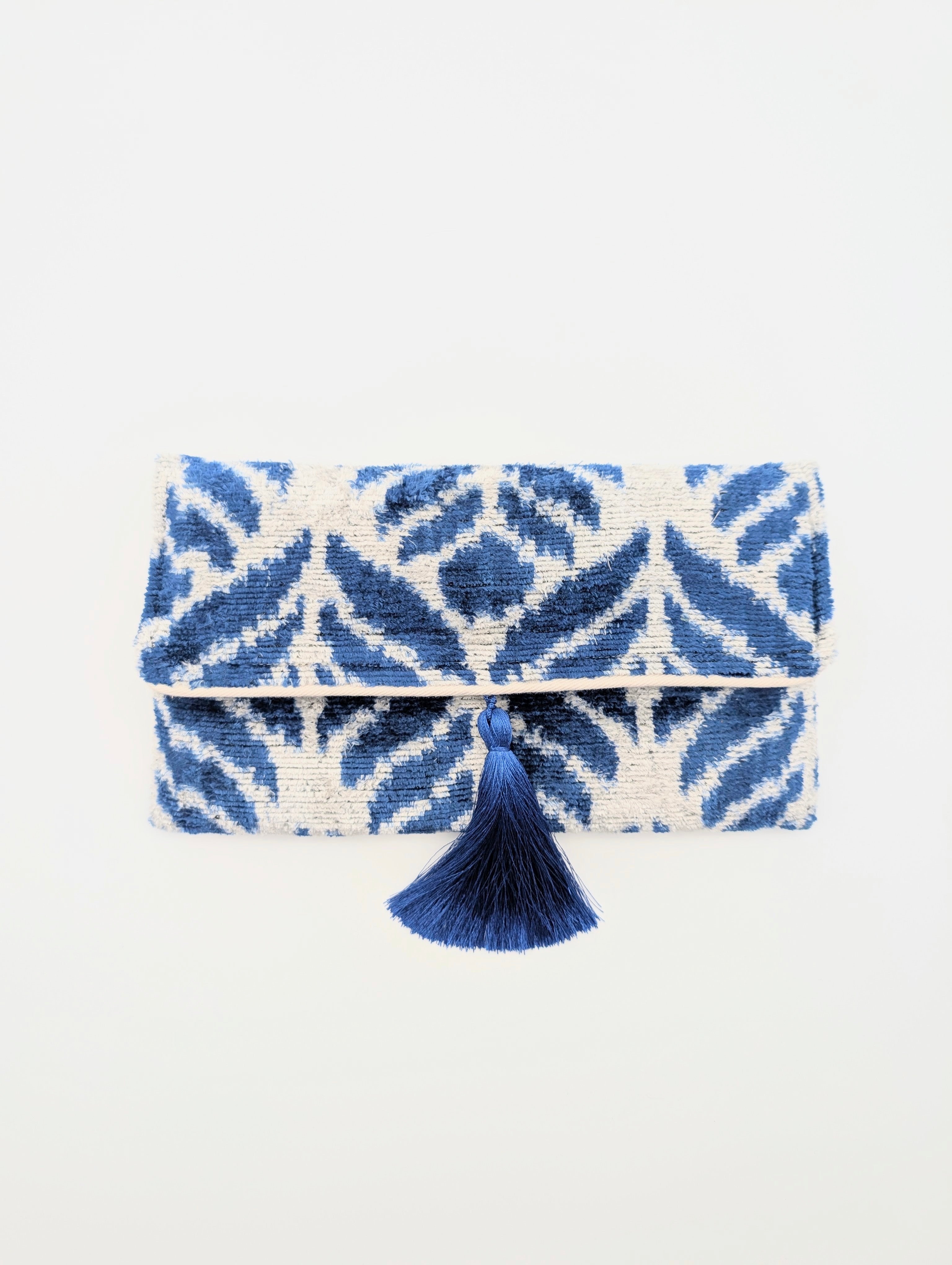 IKAT VELVET CLUTCH ELLA Royal Blue