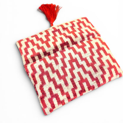 IKAT VELVET CLUTCH FLEUR Burgundy White