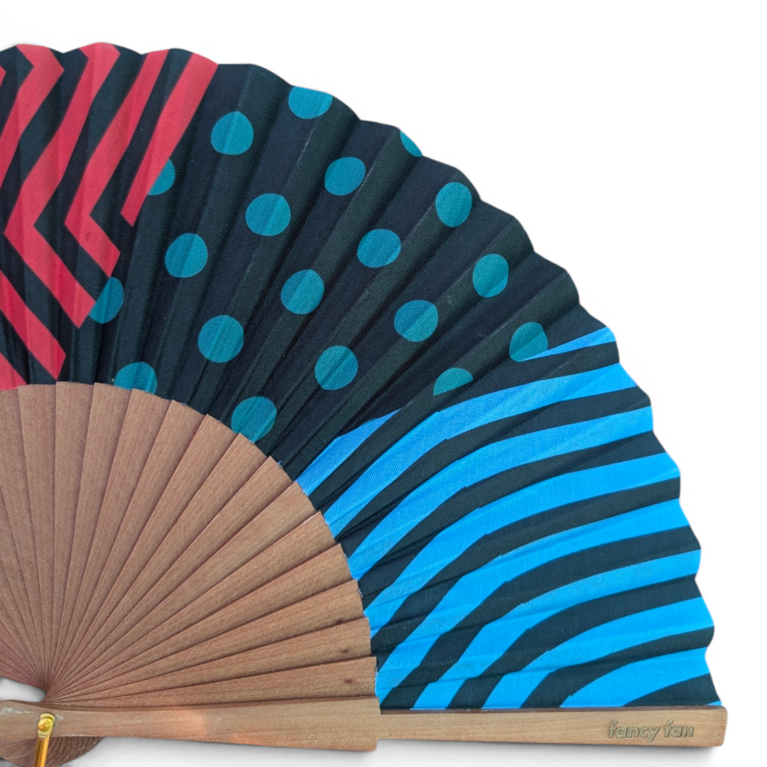 LE BAZAR INOUI RHAPSODY II Fächer mit buntem geometrischem Muster aus Holz und Stoff